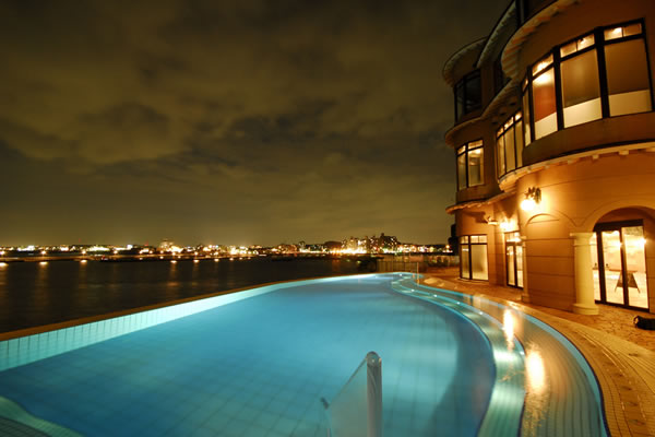 露天プール(スパ・プールエリア) 露天プール(スパ・プールエリア)